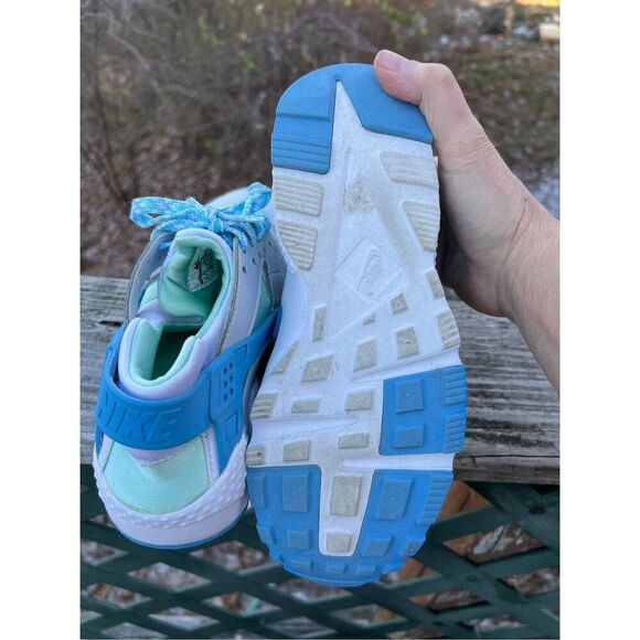 Nike Air huarache Silver/Blue Sz 6.5Y 654280-002 - Picture 5 of 9
